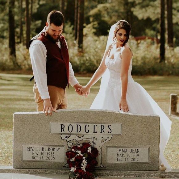 Meet your Posher, Austin - Picture 1 of 1